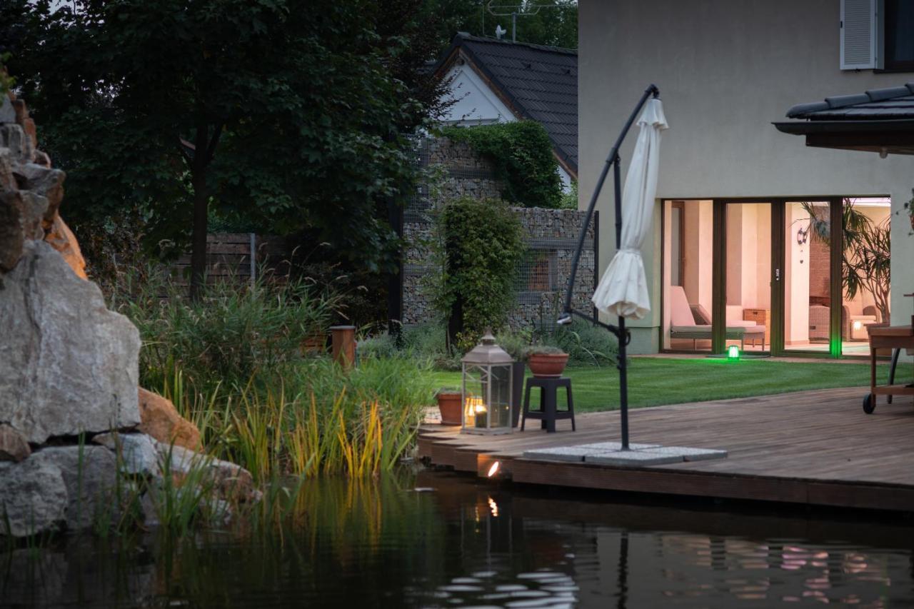 Luxusní prázdninový dům Rosice Exterior foto